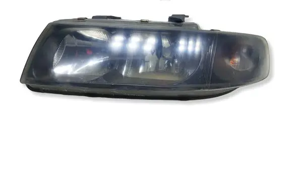 Seat Toledo II (1M) Headlight/headlamp 150050KASACJA 150050