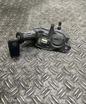 Opel Zafira B Ignition lock contact 