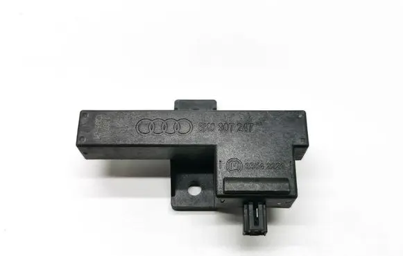 Audi A8 S8 D4 4H Aerial GPS antenna 8K0907247