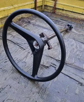 Mercedes-Benz 207 310 Steering wheel