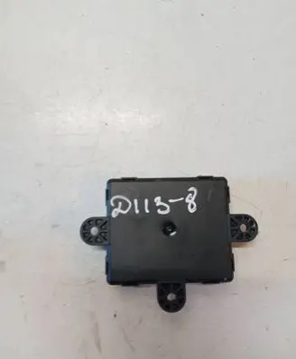 Volvo V40 Door control unit/module 31343873