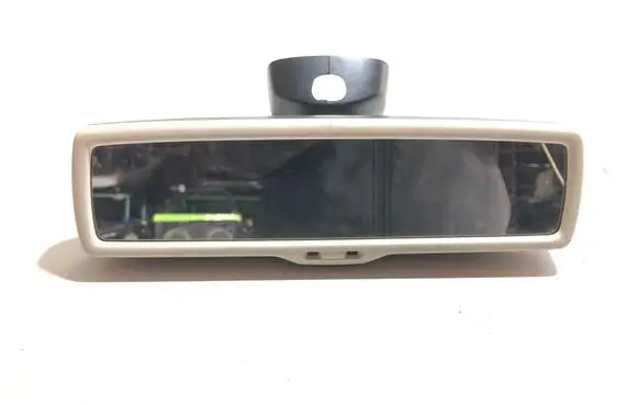 Rear view mirror (interior)