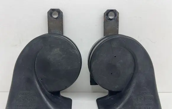 Lexus RX 330 - 350 - 400H Horn signal 0040154015