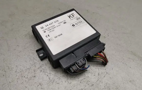 Opel Zafira A Other control units/modules 24437076