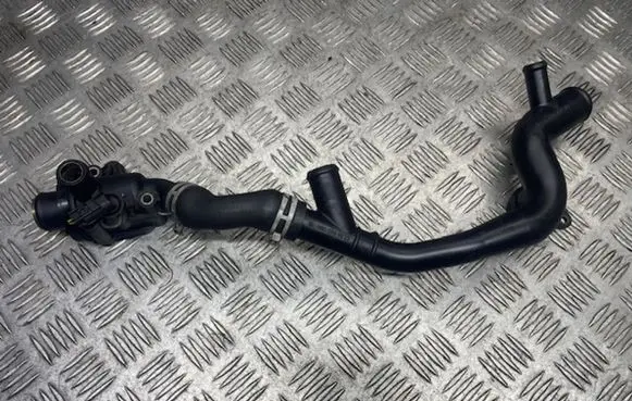 Mercedes-Benz A W168 Engine coolant pipe/hose A6682000252