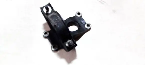 Ford Mondeo Mk III Engine mounting bracket xs7w3k305ac d29ja