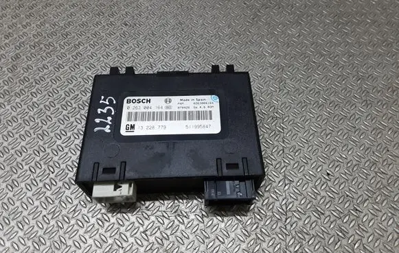 Opel Astra H Parking PDC control unit/module 13228779