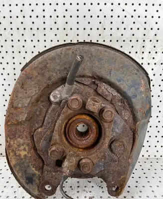 Nissan X-Trail T31 Rear wheel hub spindle/knuckle 