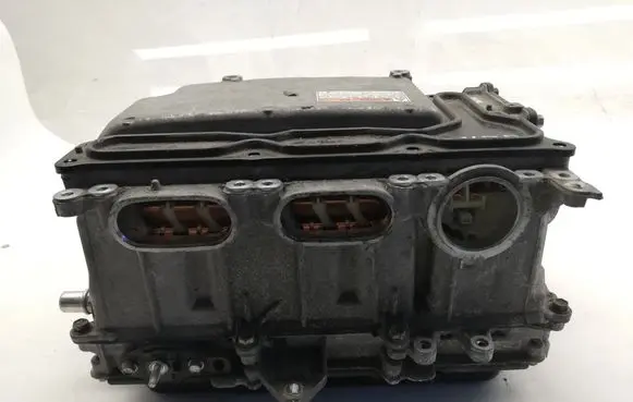 Toyota Auris E180 Voltage converter inverter G920076030