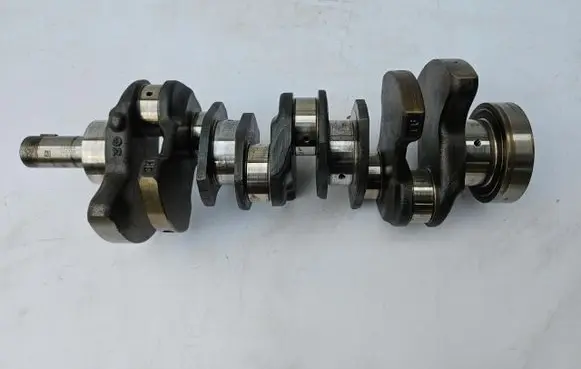 Mercedes-Benz C AMG W205 Crankshaft 240619140000