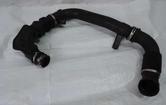Intercooler hose/pipe