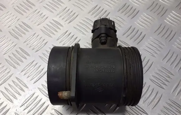 Renault Espace IV Mass air flow meter 8200124508A
