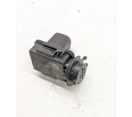 BMW 7 G11 G12 Air quality sensor 6833647