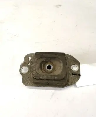 Renault Laguna III Gearbox mounting bracket 8200277209
