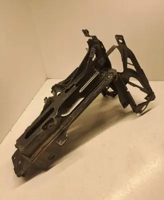 BMW 5 F10 F11 Headlight/headlamp mounting bracket 51647200794 1071510