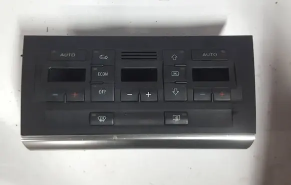 Audi A4 S4 B7 8E 8H Climate control unit 8E0820043AJ