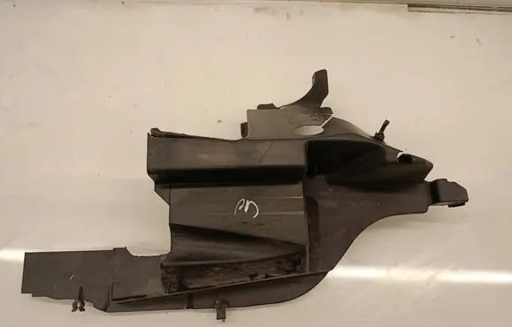 Renault Koleos I Intercooler air guide/duct channel 16634600