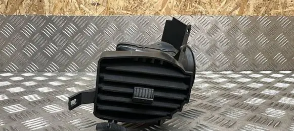 Hyundai Santa Fe Dashboard side air vent grill/cover trim