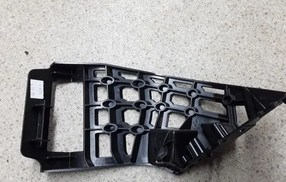 BMW X5 G05 Front bumper mounting bracket 7421850