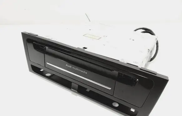 Audi A4 S4 B8 8K CD/DVD changer 8R1035670J
