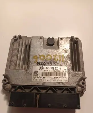 Skoda Fabia Mk2 (5J) Engine control unit/module 045906013Q 0281015049 045906013E