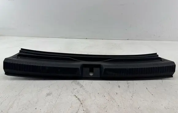 Volkswagen Golf VIII Trunk/boot sill cover protection 5H6863459B