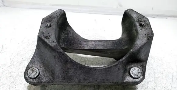 BMW 7 E65 E66 Engine mounting bracket 6758412