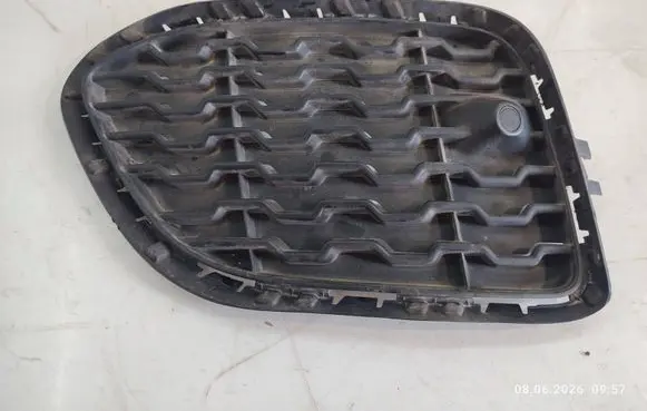 BMW X4 F26 Front bumper lower grill 8056942 10503410