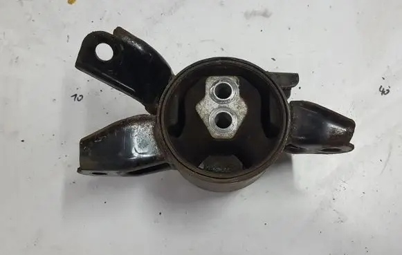 Hyundai i30 Gearbox mount 21830A5200