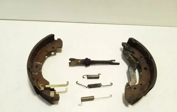 Volkswagen Transporter - Caravelle T4 Handbrake/parking brake pads 
