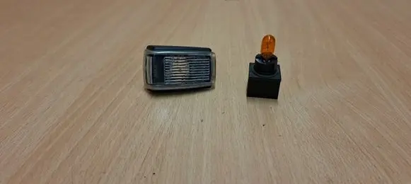Volvo S40, V40 Front fender indicator light 9178885