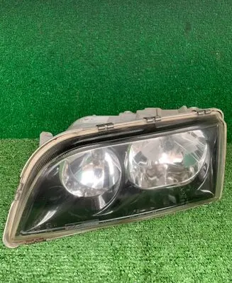 Volvo S40, V40 Headlight/headlamp