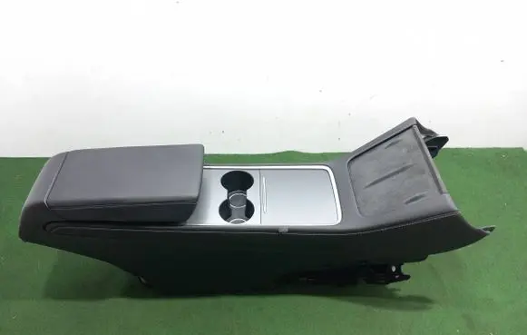Tesla Model Y Armrest 1087897-00-C