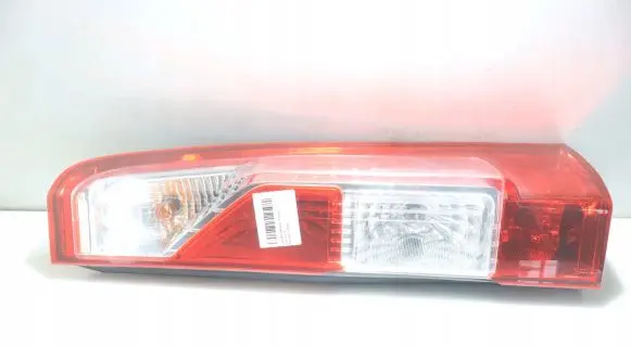 Nissan NV400 Rear/tail lights