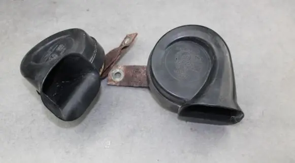 Infiniti FX Horn signal 004035