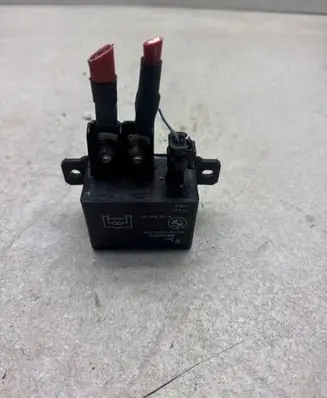 BMW 7 F01 F02 F03 F04 Coolant fan relay 9198302 V23132A2001X30