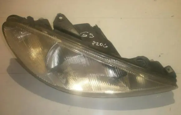 Peugeot 206 Headlight/headlamp 9632089480
