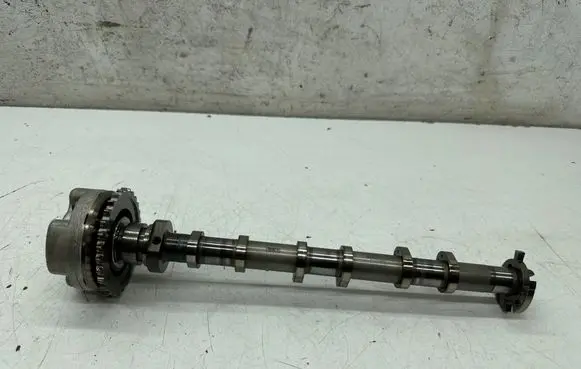 Audi A7 S7 4G Camshaft 71799101 040333692 06E109101BH