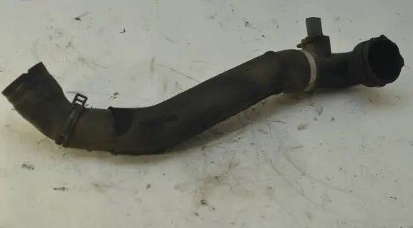 Audi A6 S6 C7 4G Engine coolant pipe/hose 4G0121049L V125196HU