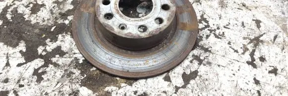 Volkswagen Golf V Rear brake disc