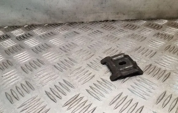 Lexus RX 450H Battery bracket 