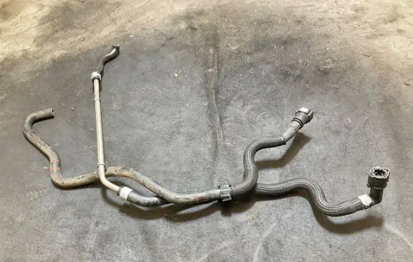 Audi A3 8Y Engine coolant pipe/hose