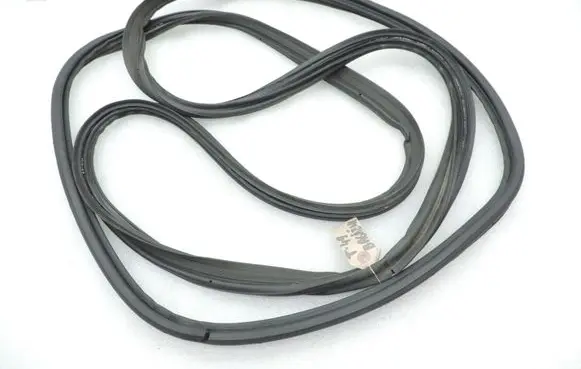 Toyota Avensis T250 Trunk rubber seal (body)