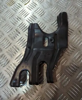 Mercedes-Benz C W203 Headlight/headlamp mounting bracket
