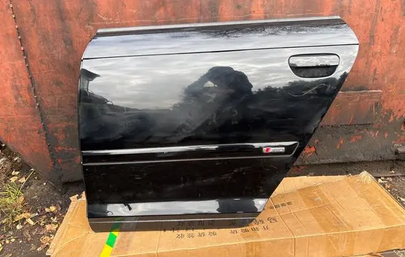 Rear door