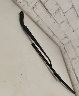 Renault Megane II Front wiper blade arm 8200417218