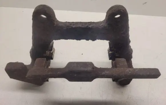 Audi A6 S6 C6 4F Brake caliper pad carrier rear 