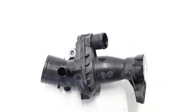 Coolant pipe/hose