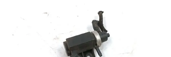 Audi A3 S3 8L Turbo solenoid valve 1H0906627 72190320 08T035