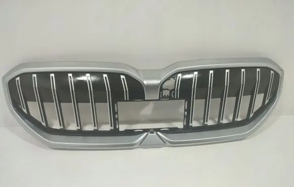 BMW 5 G60 Front grill 5A017A9